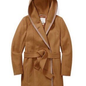 Aritzia - Borda Coat